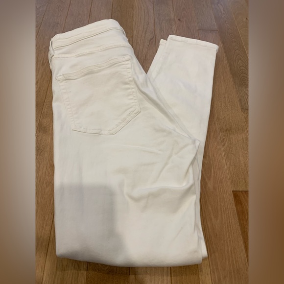 Jamie jeans with ripped knees - Picture 2 of 3